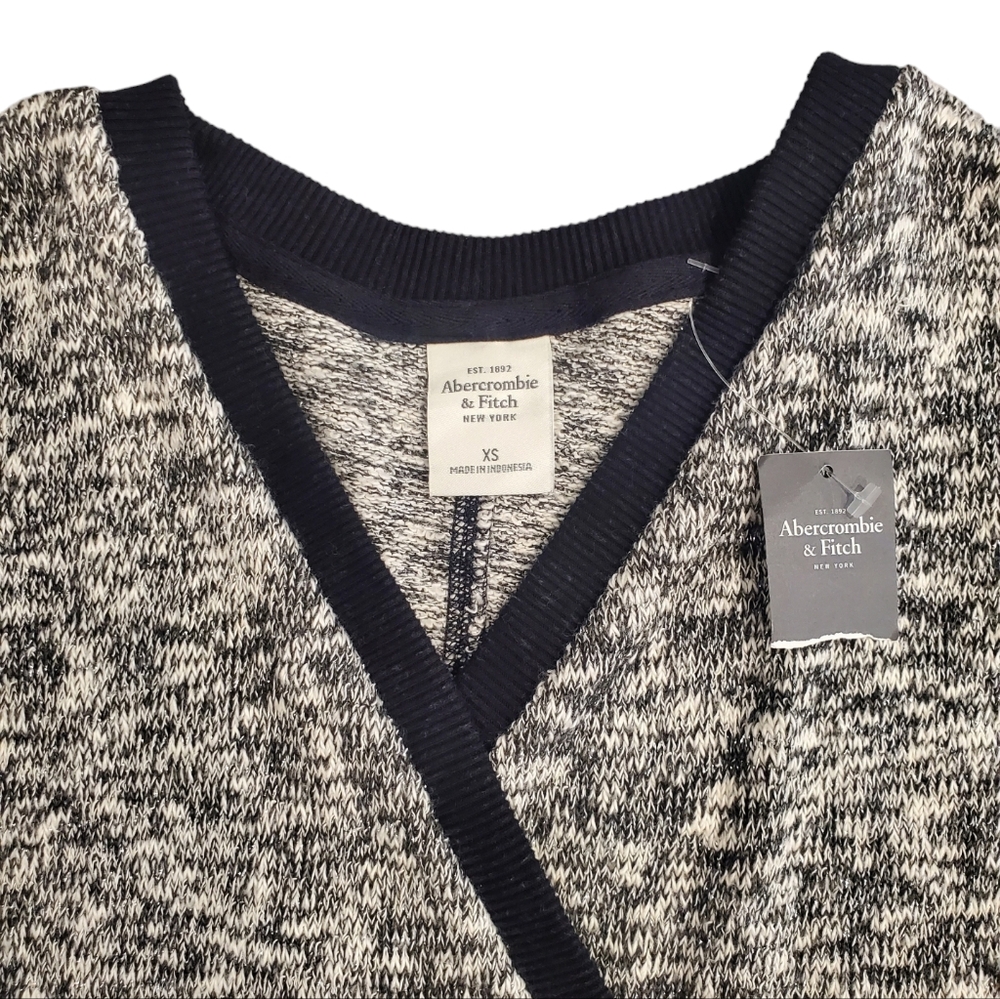 Abercrombie Fitch Wrap Sweater Womens Size XS Black Long Sleeve Knitted Top - Picture 7 of 11